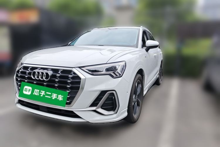 Used Audi Q3 2022 35 TFSI Fashion Dynamic Model Guazi used car, China used car export, Used car for sale, Used cars, Cheapest cars for sale