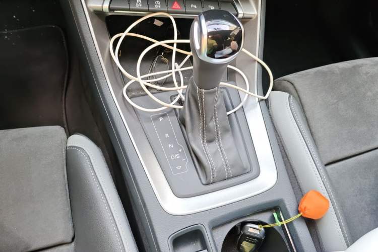 Used Audi Q3 2022 35 TFSI Fashion Dynamic Model Gear Lever
