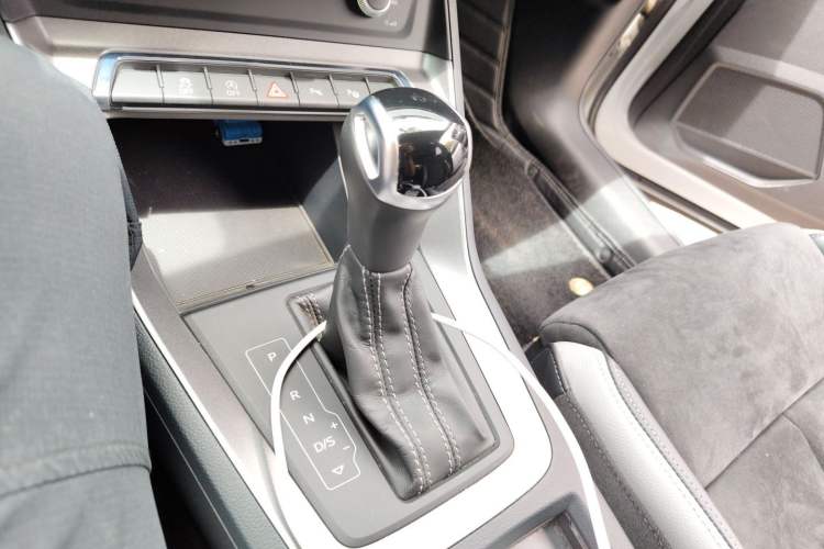 Used Audi Q3 2022 35 TFSI Fashion Dynamic Model Gear Lever