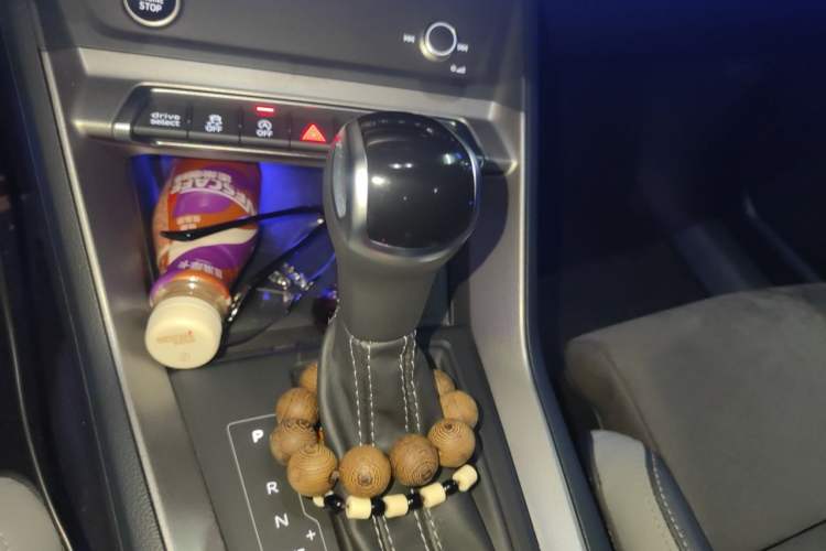 Used Audi Q3 2022 40 TFSI Fashion Dynamic Model Gear Lever