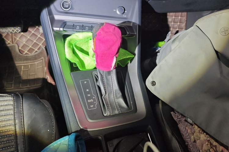 Used Audi Q3 2022 35 TFSI Fashion Dynamic Model Gear Lever
