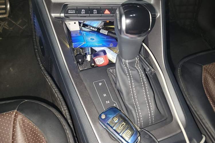 Used Audi Q3 2022 40 TFSI Fashion Dynamic Model Gear Lever