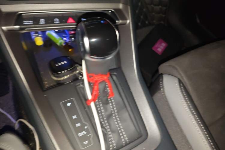 Used Audi Q3 2022 40 TFSI Fashion Dynamic Model Gear Lever