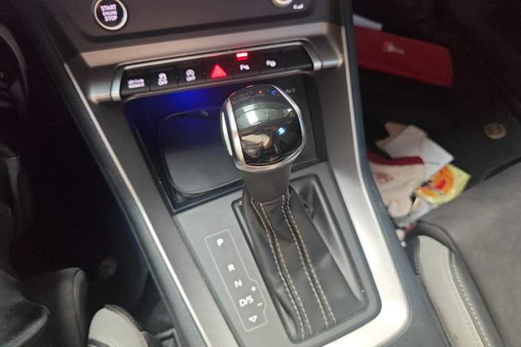 Used Audi Q3 2022 40 TFSI Fashion Dynamic Model Gear Lever