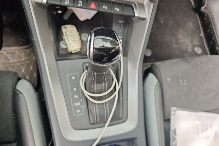 Used Audi Q3 2022 35 TFSI Fashion Dynamic Model Gear Lever