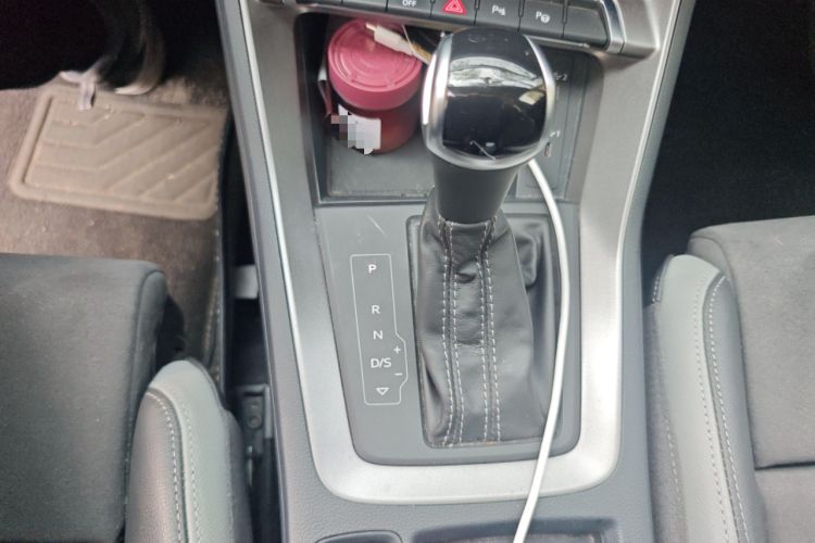 Used Audi Q3 2022 35 TFSI Fashion Dynamic Model Gear Lever