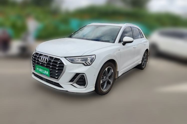Used Audi Q3 2022 35 TFSI Fashion Dynamic Model Guazi used car, China used car export, Used car for sale, Used cars, Cheapest cars for sale