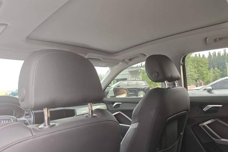 Used Audi Q3 2022 35 TFSI Progressive Dynamic Edition Headliner