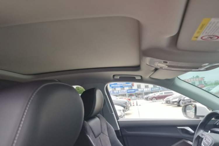 Used Audi Q3 2022 35 TFSI Fashion Dynamic Model Headliner