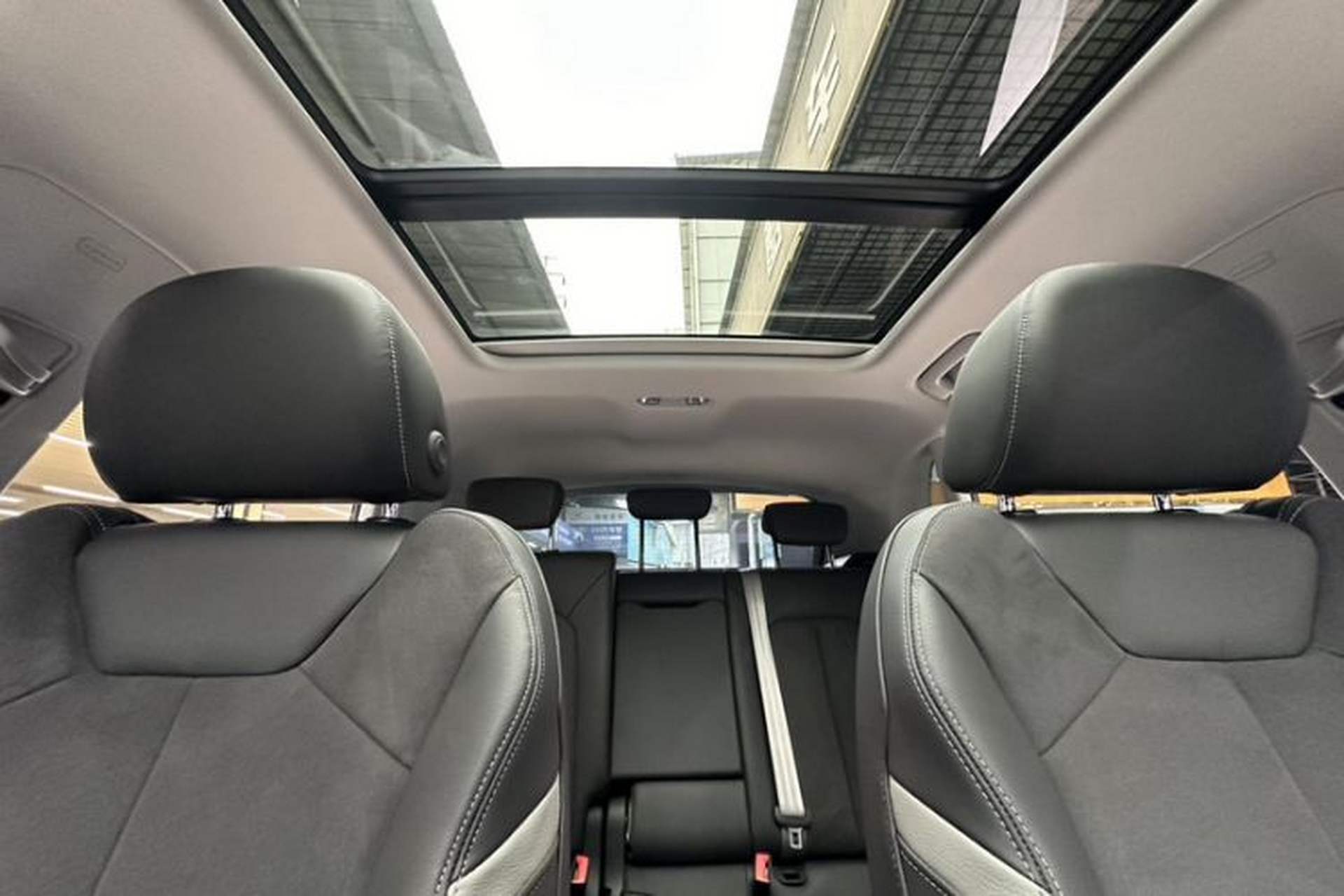 Used Audi Q3 2022 40 TFSI Fashion Dynamic Model Headliner