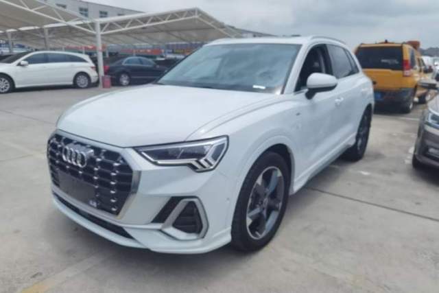 Used Audi Q3 2022 35 TFSI Fashion Dynamic Model