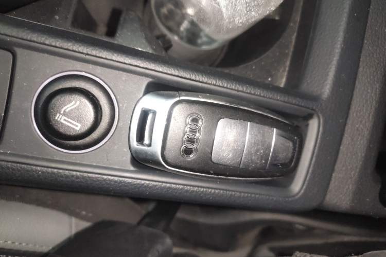Used Audi Q3 2022 35 TFSI Fashion Dynamic Model Interior 1