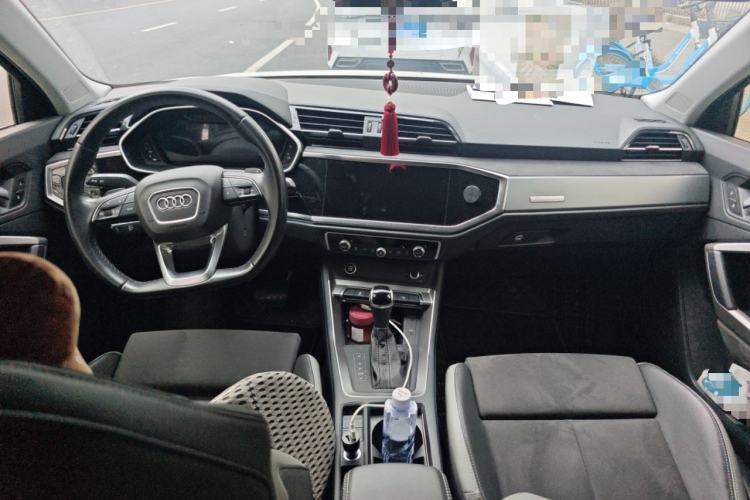Used Audi Q3 2022 35 TFSI Fashion Dynamic Model Interior 2