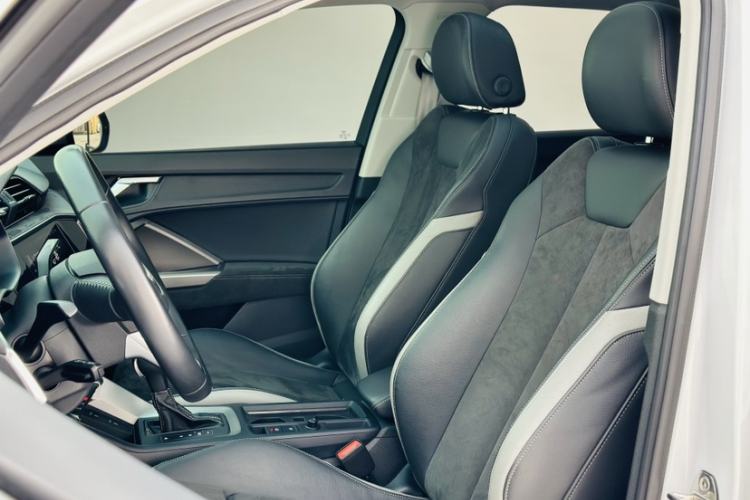Used Audi Q3 2022 35 TFSI Progressive Dynamic Edition Interior 4