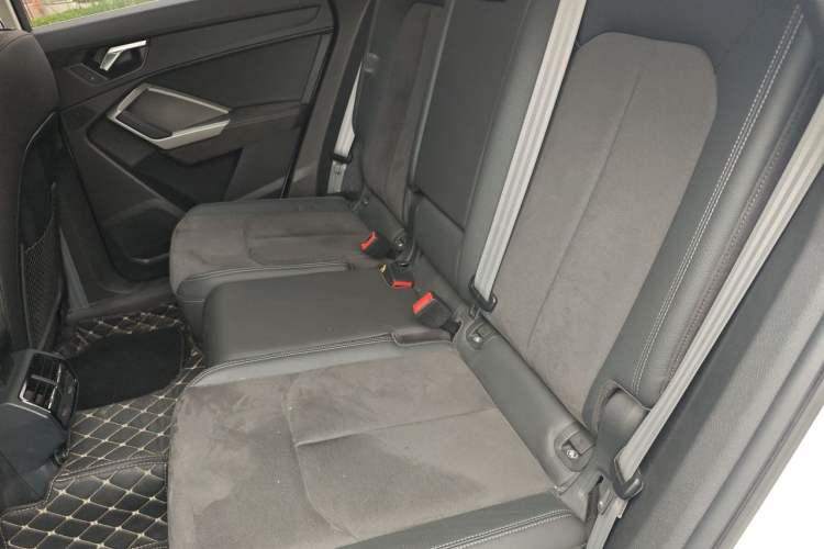 Used Audi Q3 2022 35 TFSI Fashion Dynamic Model Interior 4