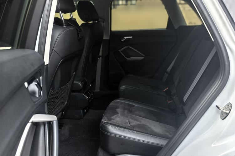 Used Audi Q3 2022 35 TFSI Progressive Dynamic Edition Interior 5