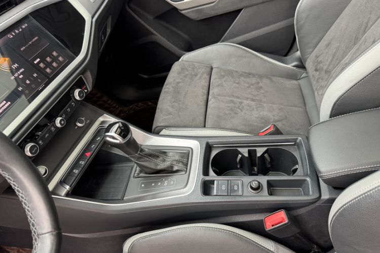 Used Audi Q3 2022 35 TFSI Fashionable and Elegant Model Interior 5
