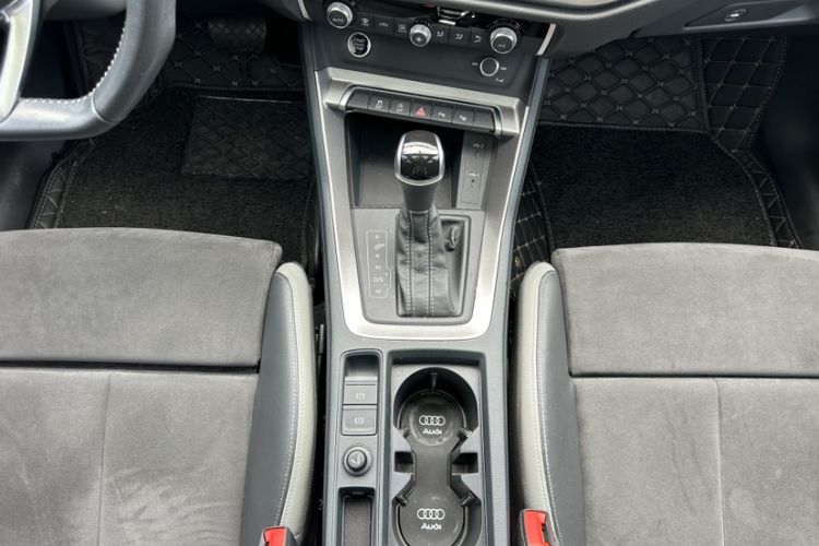 Used Audi Q3 2022 35 TFSI Fashion Dynamic Model Interior 6