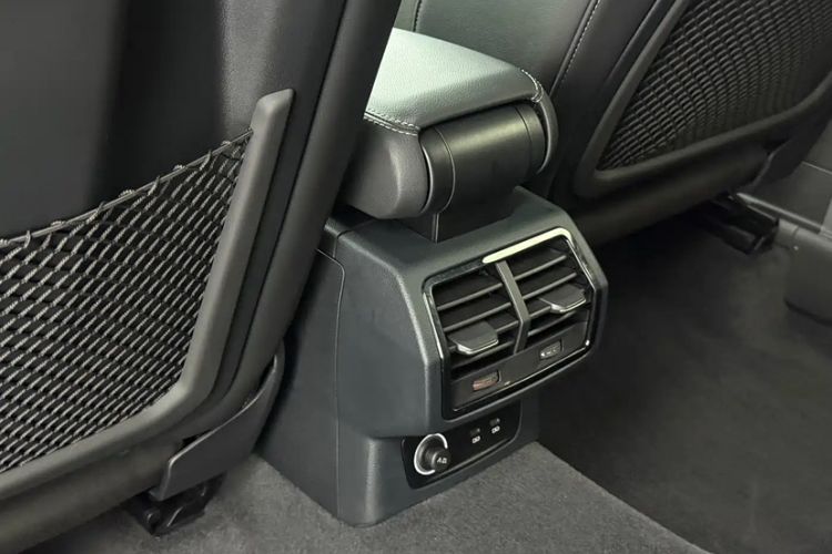 Used Audi Q3 2022 35 TFSI Fashion Dynamic Model Interior 7