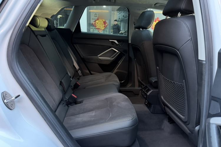Used Audi Q3 2022 35 TFSI Fashion Dynamic Model Interior 8