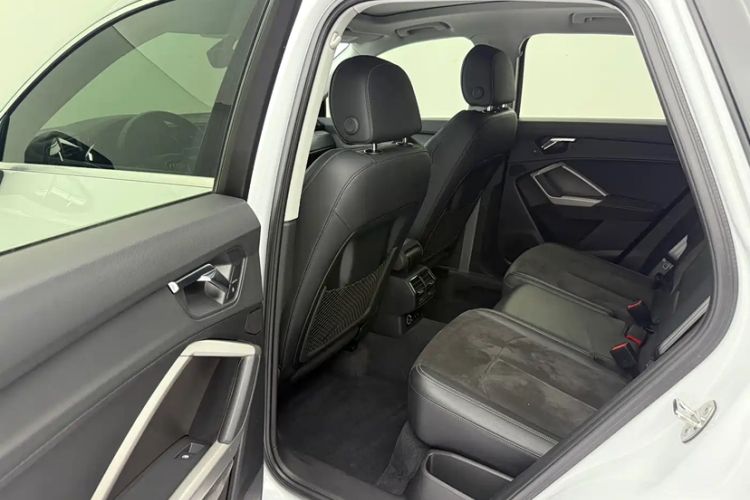 Used Audi Q3 2022 35 TFSI Fashion Dynamic Model Interior 9