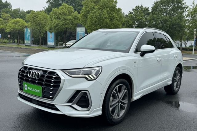 Used Audi Q3 2022 40 TFSI Fashion Dynamic Model