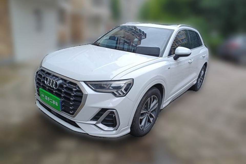 Audi Q3 2022