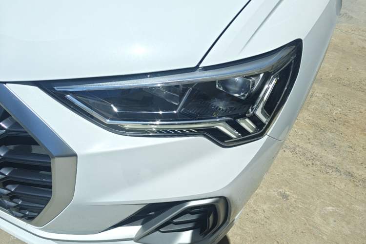 Used Audi Q3 2022 35 TFSI Fashion Dynamic Model Left Front Headlight