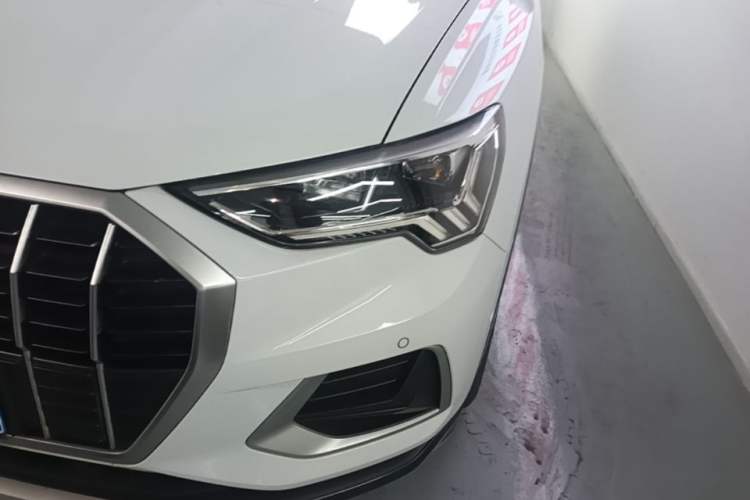 Used Audi Q3 2022 35 TFSI Fashionable and Elegant Model Left Front Headlight