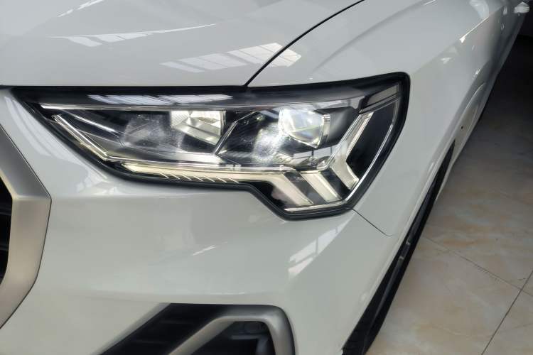 Used Audi Q3 2022 40 TFSI Fashion Dynamic Model Left Front Headlight