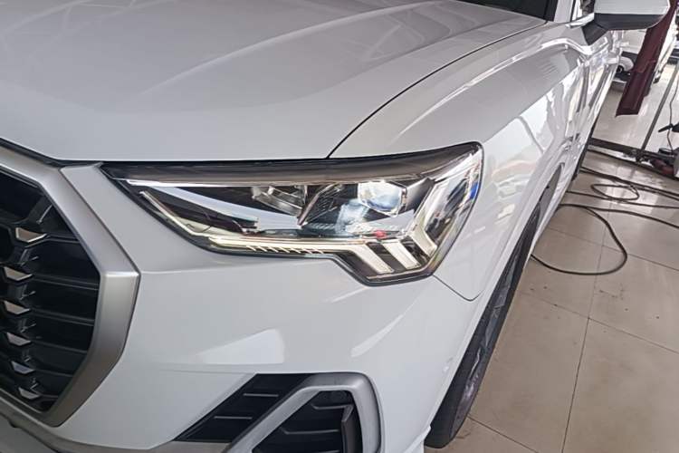 Used Audi Q3 2022 35 TFSI Fashion Dynamic Model Left Front Headlight