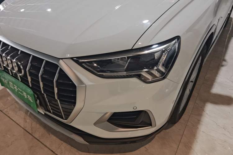 Used Audi Q3 2022 35 TFSI Fashionable and Elegant Model Left Front Headlight