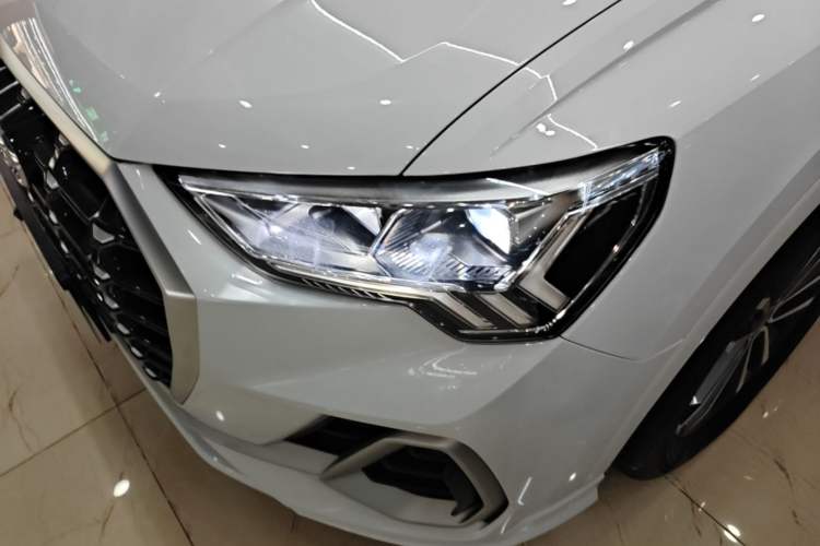 Used Audi Q3 2022 35 TFSI Progressive Dynamic Edition Left Front Headlight
