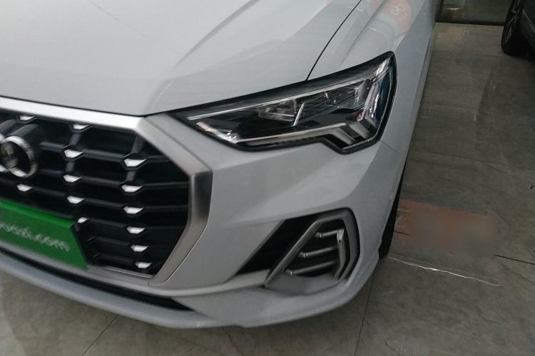Used Audi Q3 2022 35 TFSI Fashion Dynamic Model Left Front Headlight