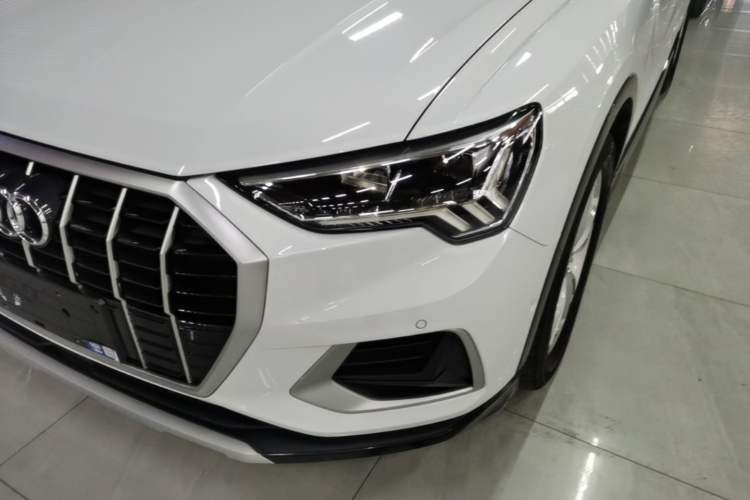 Used Audi Q3 2022 35 TFSI Fashionable and Elegant Model Left Front Headlight
