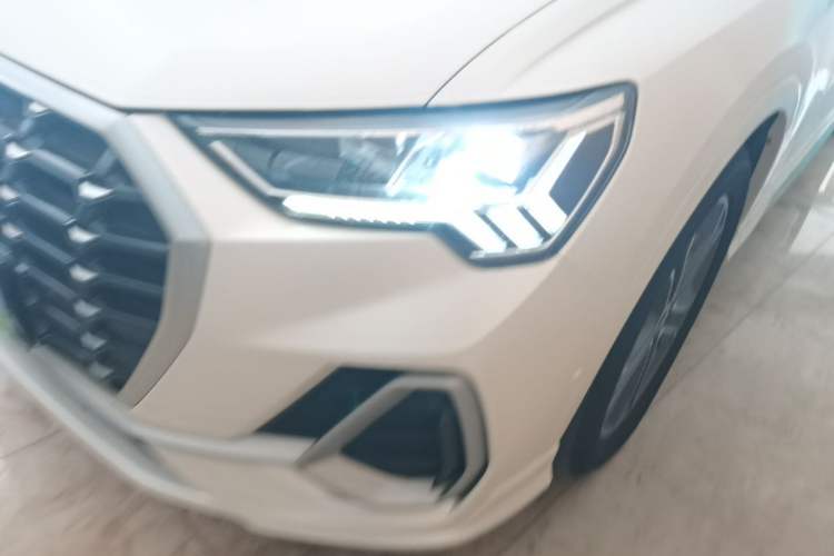 Used Audi Q3 2022 40 TFSI Fashion Dynamic Model Left Front Headlight