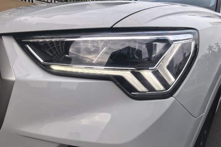 Used Audi Q3 2022 35 TFSI Progressive Dynamic Edition Left Front Headlight