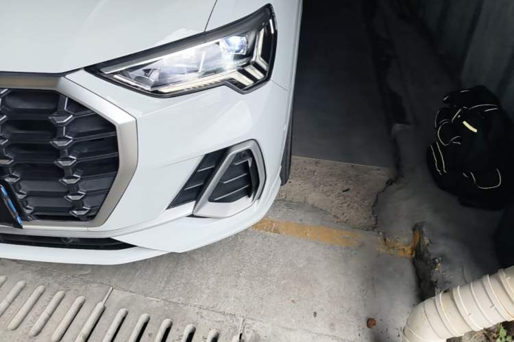 Used Audi Q3 2022 40 TFSI Fashion Dynamic Model Left Front Headlight