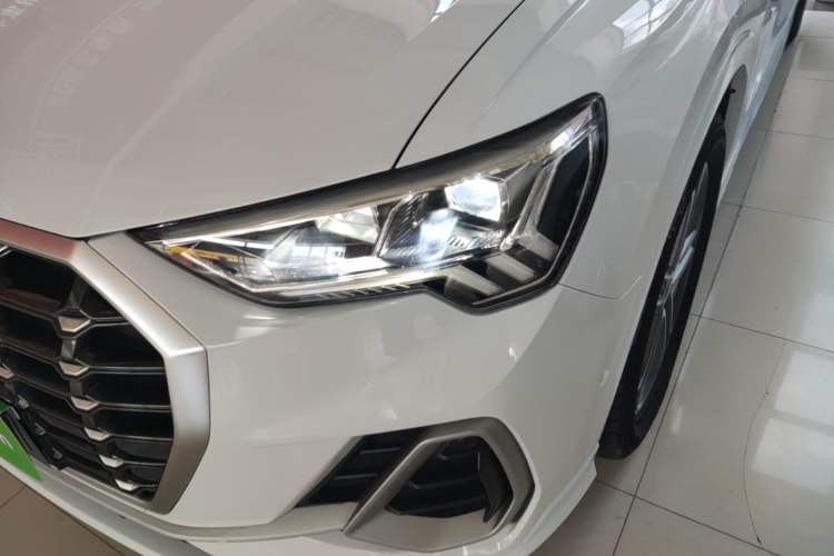 Used Audi Q3 2022 40 TFSI Fashion Dynamic Model Left Front Headlight