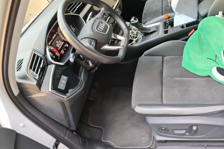 Used Audi Q3 2022 35 TFSI Fashion Dynamic Model Left Front Seat