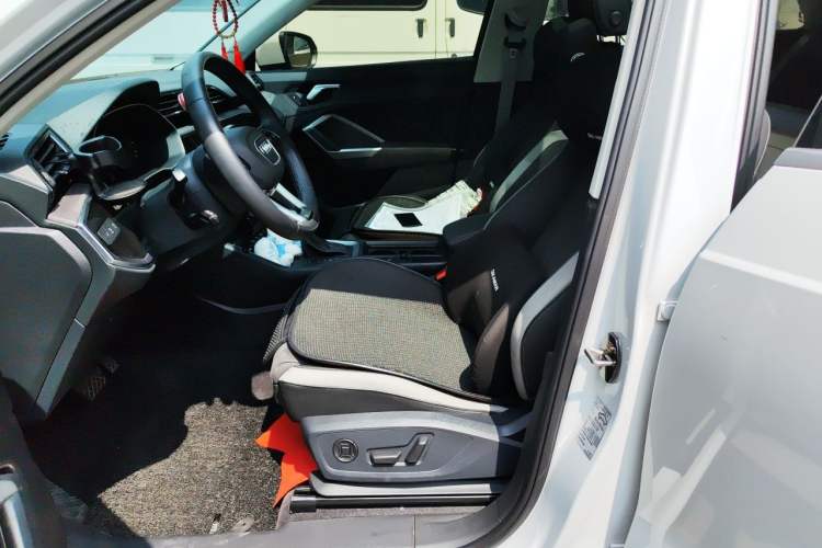Used Audi Q3 2022 35 TFSI Progressive Dynamic Edition Left Front Seat