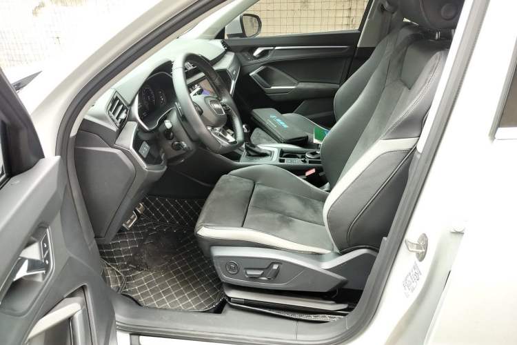 Used Audi Q3 2022 40 TFSI Fashion Dynamic Model Left Front Seat