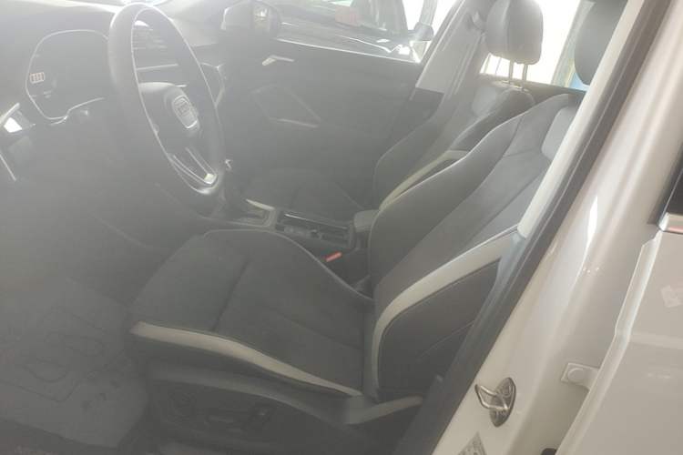 Used Audi Q3 2022 35 TFSI Progressive Dynamic Edition Left Front Seat