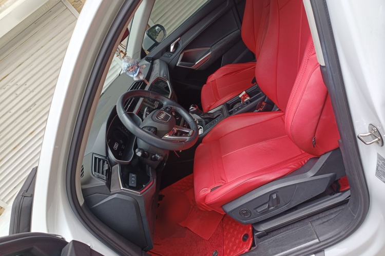 Used Audi Q3 2022 35 TFSI Progressive Dynamic Edition Left Front Seat