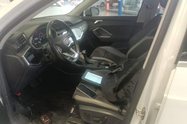 Used Audi Q3 2022 35 TFSI Progressive Dynamic Edition Left Front Seat