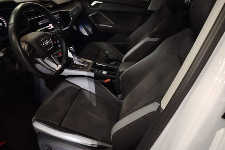 Used Audi Q3 2022 35 TFSI Progressive Dynamic Edition Left Front Seat
