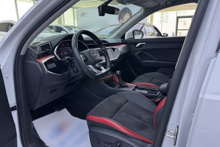Used Audi Q3 2022 35 TFSI Fashion Dynamic Model Left Front Seat