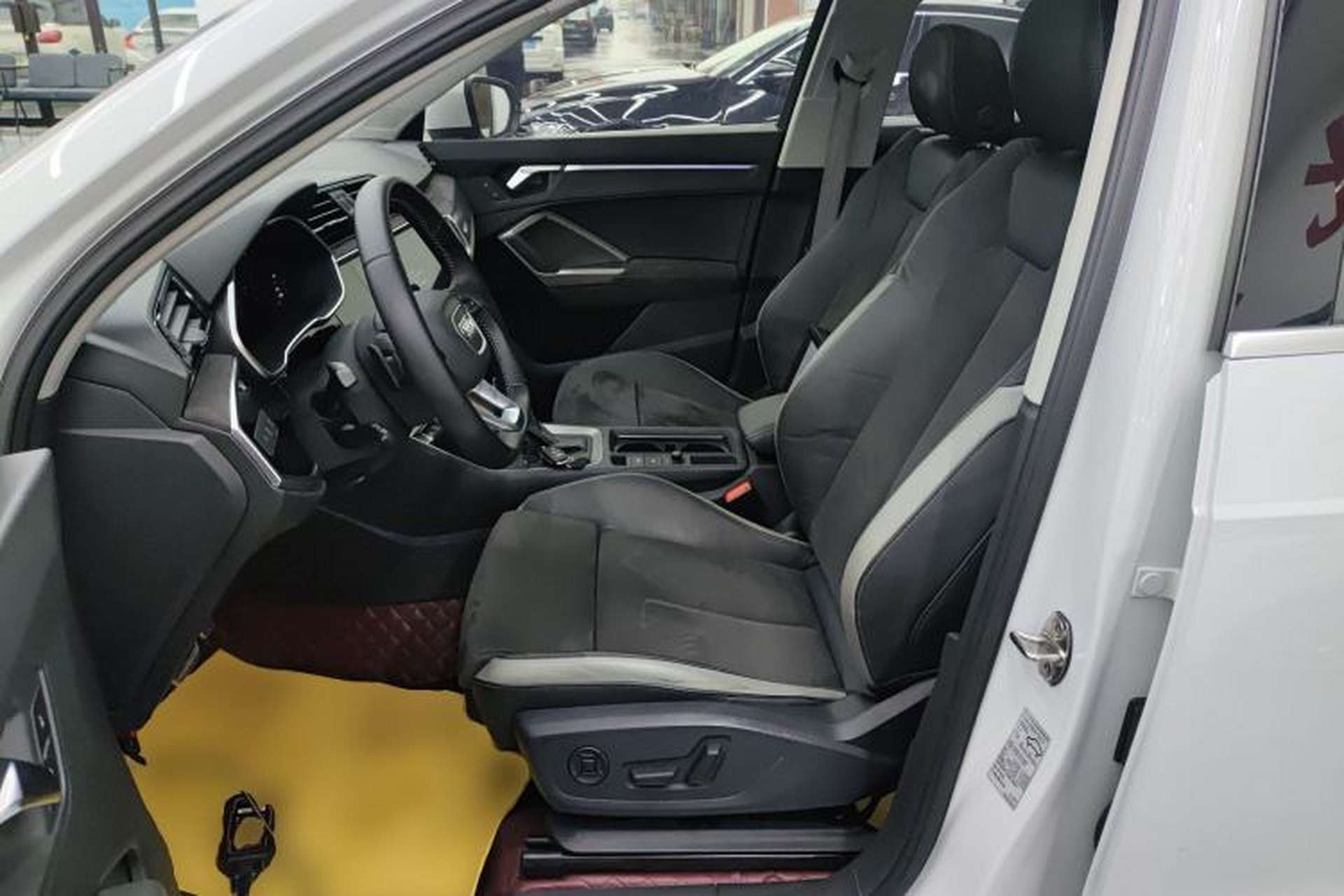 Used Audi Q3 2022 40 TFSI Fashion Dynamic Model Left Front Seat