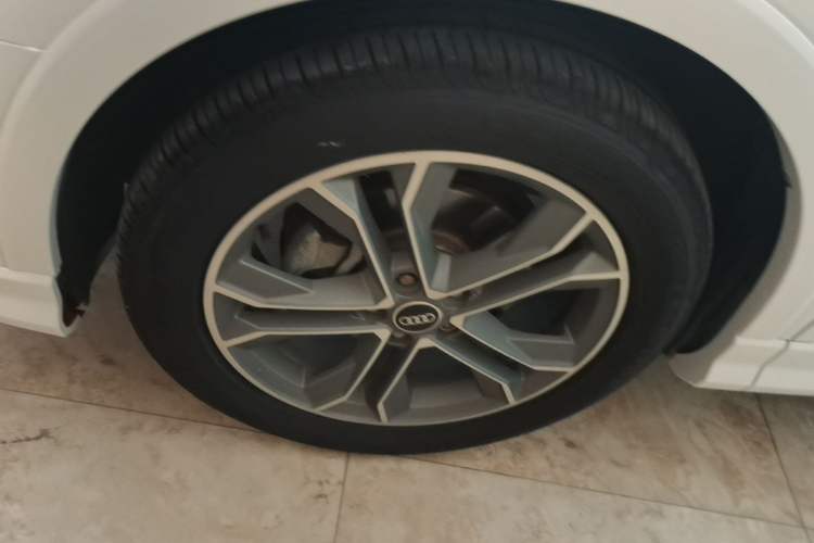 Used Audi Q3 2022 40 TFSI Fashion Dynamic Model Left Front Wheel Hub