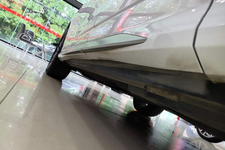 Used Audi Q3 2022 35 TFSI Progressive Dynamic Edition Left Side Sill